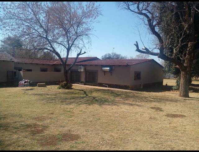 FARM FOR SALE IN MONAVONI